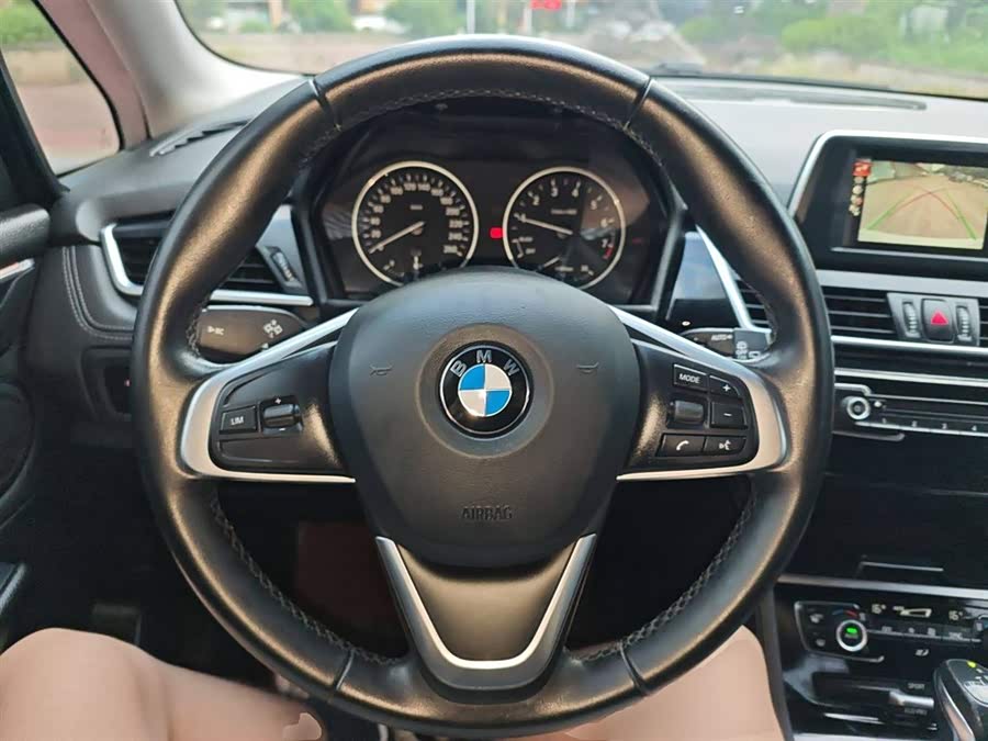 BMW 2 Series Tourer (Imported) 2015 #12 BMW 2 Series Tourer (Imported) 2015 immagine di auto #12