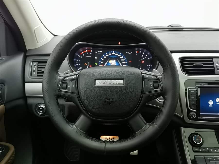 Haval H8 2018 #12 Haval H8 2018 car image #12