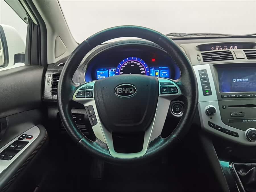 BYD S6 2016 #12 BYD S6 2016 car image #12