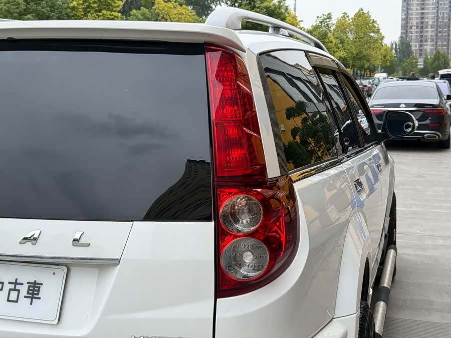 Haval H5 Class 2015 #12 Haval H5 Class 2015 car image #12