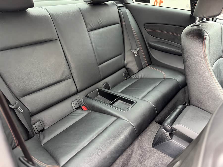 BMW 1 Series M 2012 car image #12