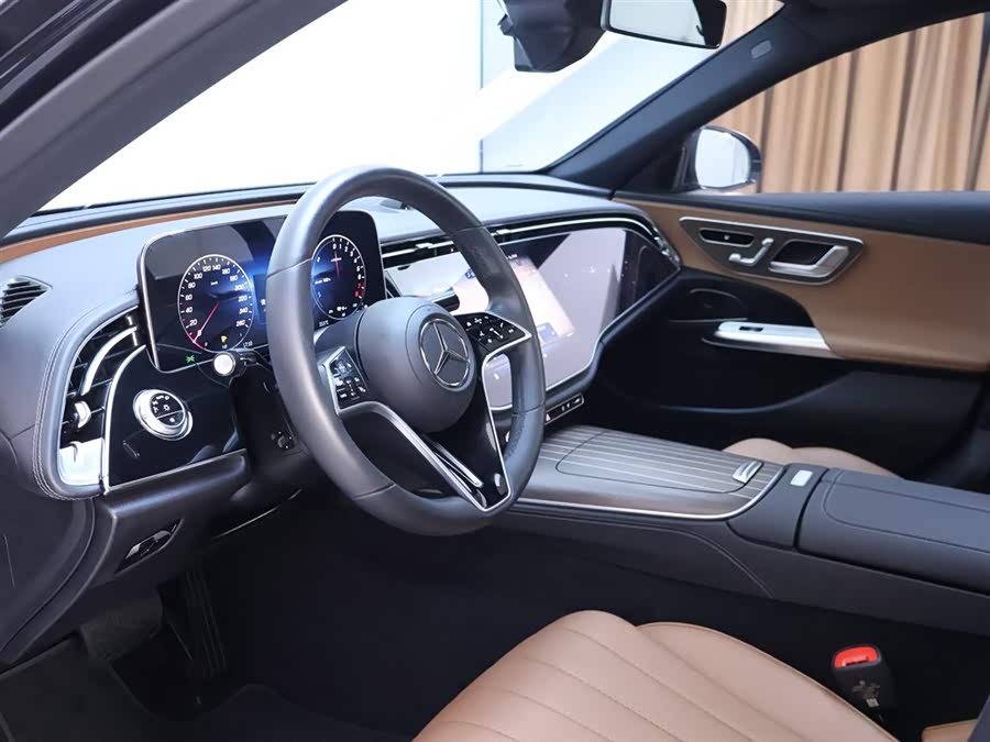 Mercedes-Benz E Class New Energy 2024 car image #12