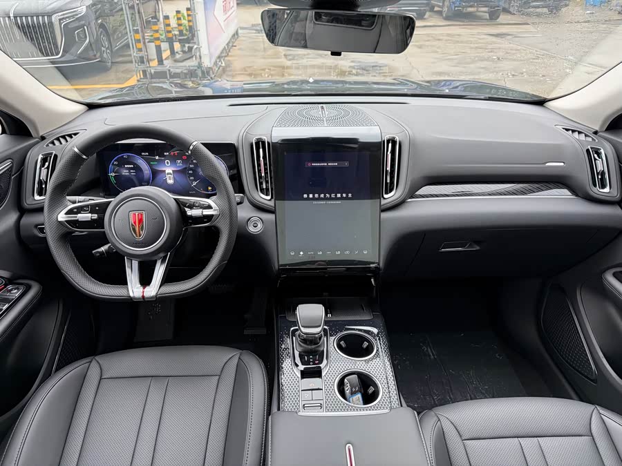 HongQi HS3 PHEV 2025 #12 HongQi HS3 PHEV 2025 car image #12