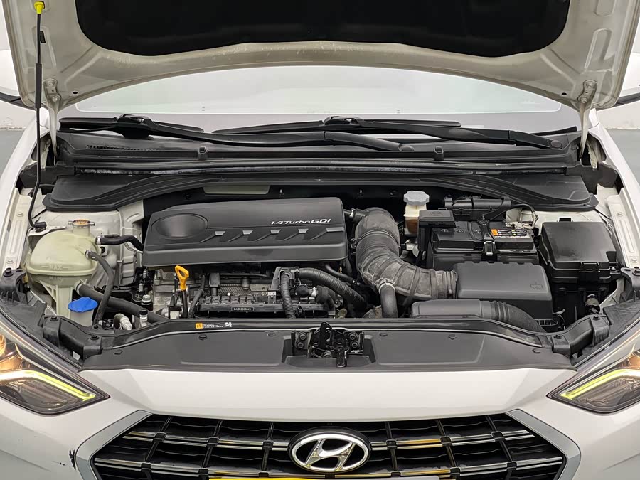 Hyundai C3R 2020 car image #12