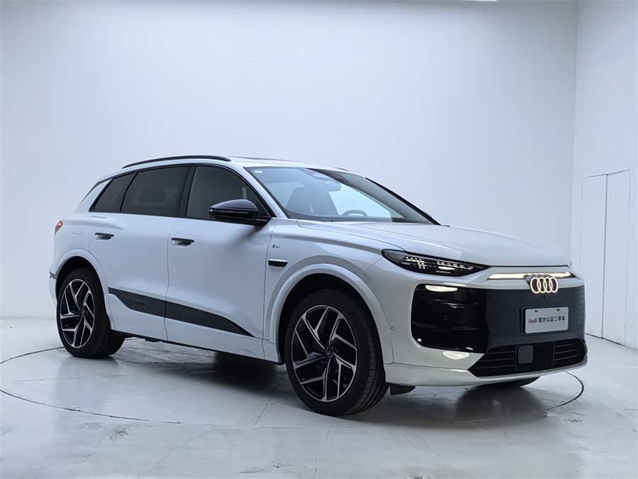 Audi Q6L e-tron 2025 imagem de carro #12