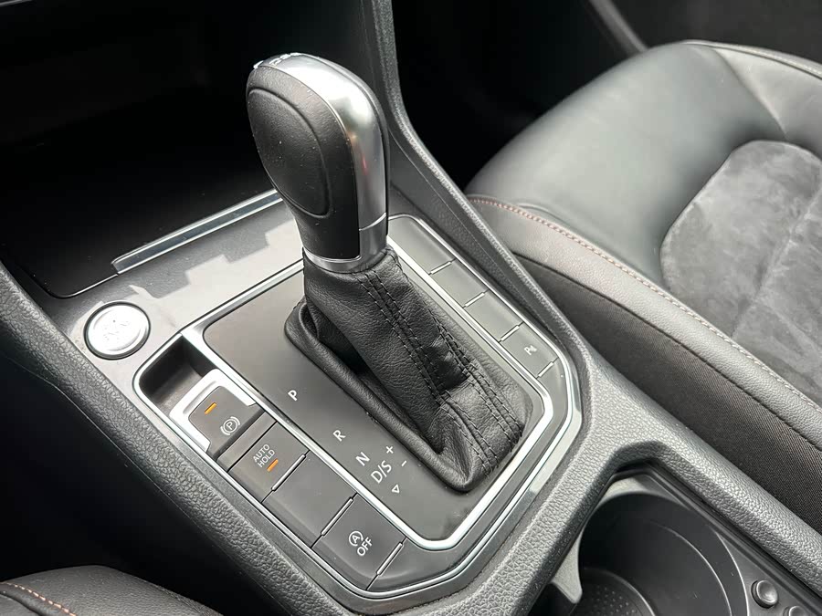 Volkswagen Golf Sportsvan 2018 #12 Volkswagen Golf Sportsvan 2018 car image #12