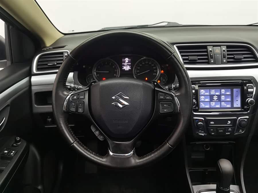 铃木 启悦 2015 汽车图片 #12