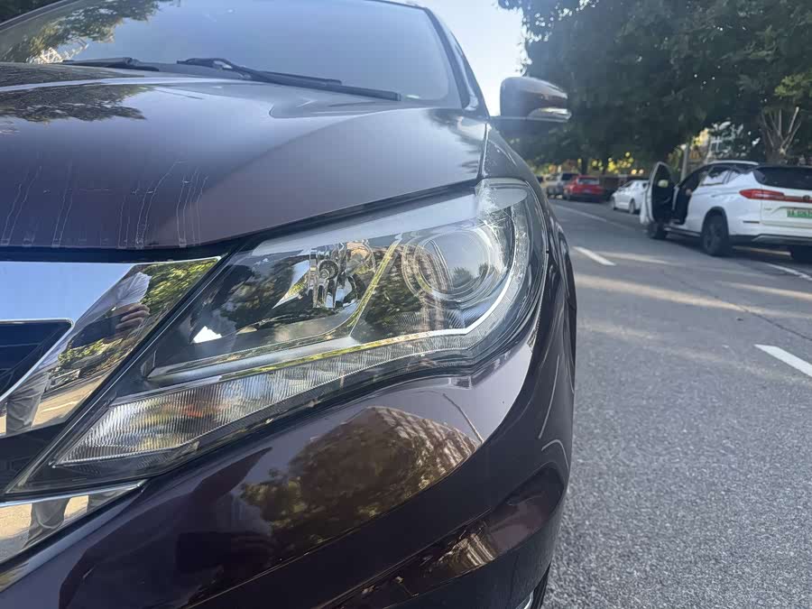 BYD S7 2014 car image #12