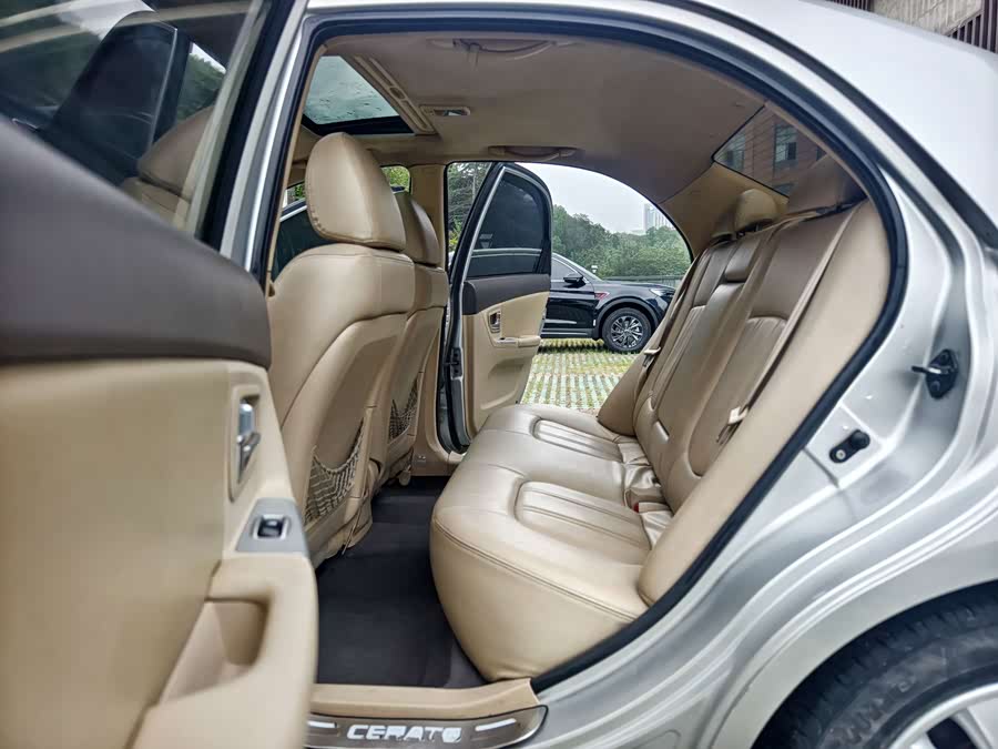 起亚 赛拉图 2008 汽车图片 #12