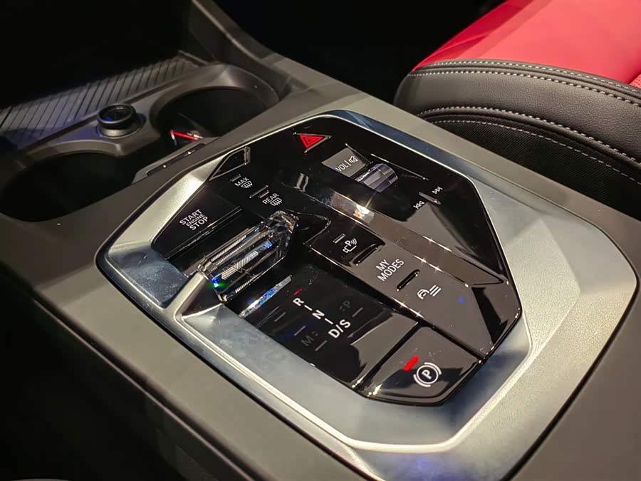 BMW M235L 2025 #12 BMW M235L 2025 immagine di auto #12