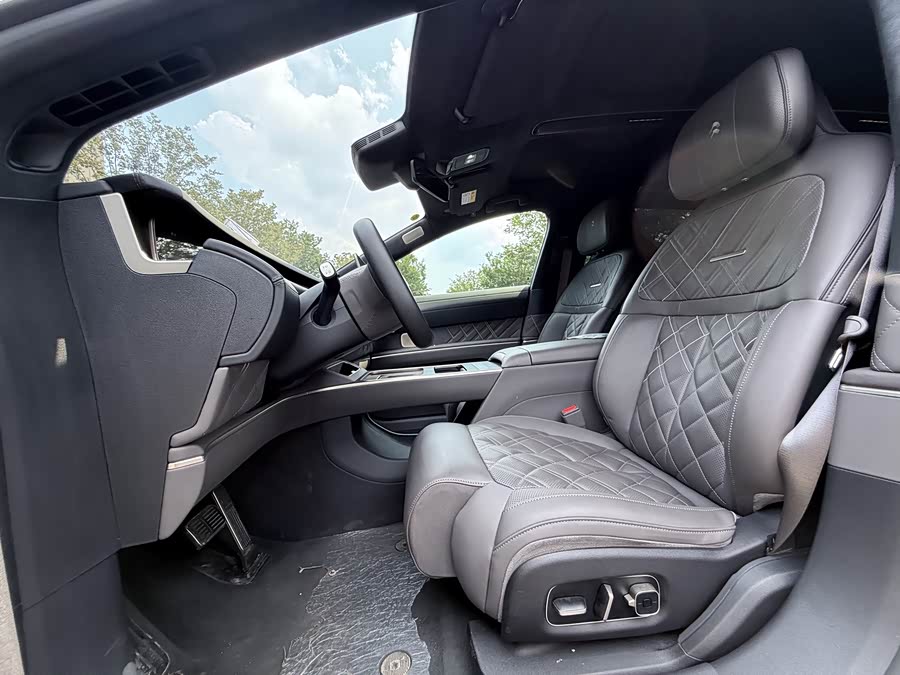 蔚来 蔚来ET9 2024 汽车图片 #12