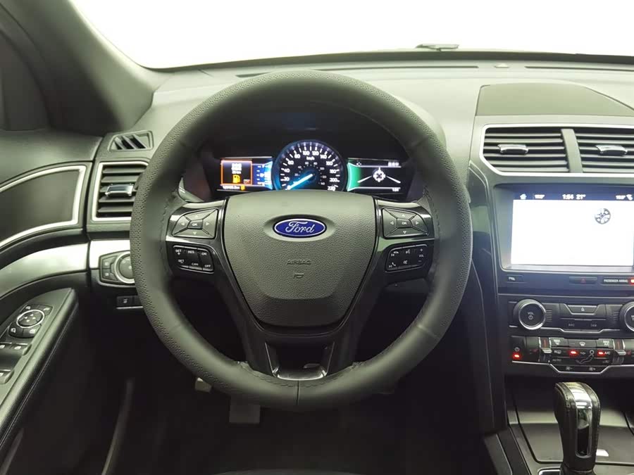 Ford Explorer (Imported) 2017 car image #12