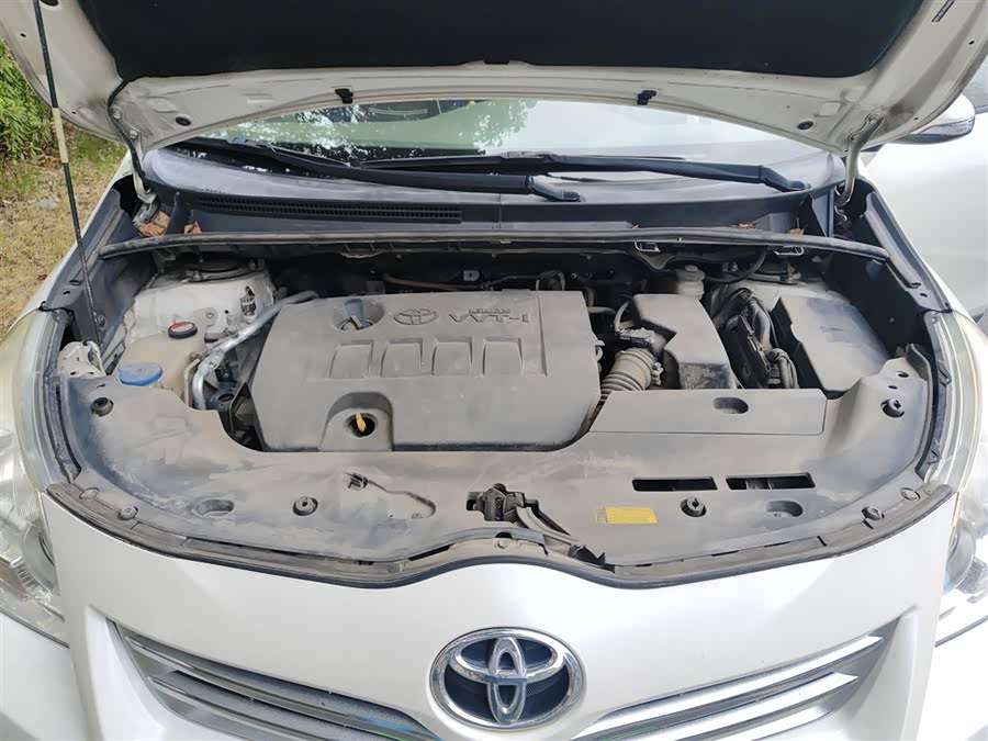 Toyota Reiz 2015 immagine di auto #12