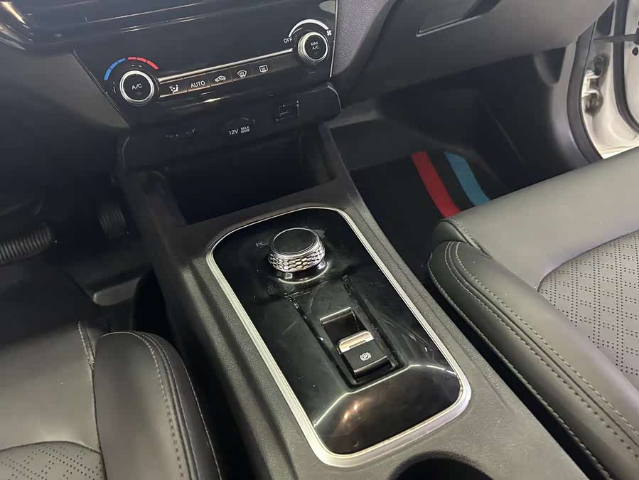 Changan Eado EV 2022 #12 Changan Eado EV 2022 car image #12