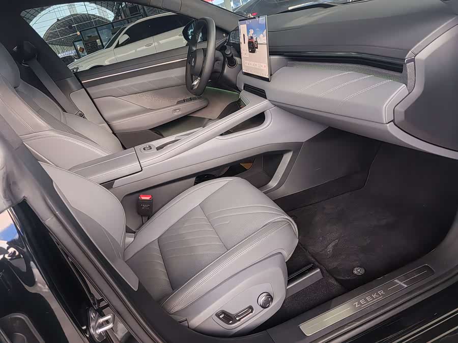 极氪 极氪001 2025 汽车图片 #12