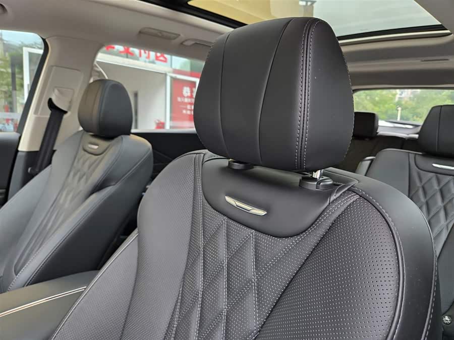 HongQi HS7 PHEV 2024 #12 HongQi HS7 PHEV 2024 car image #12