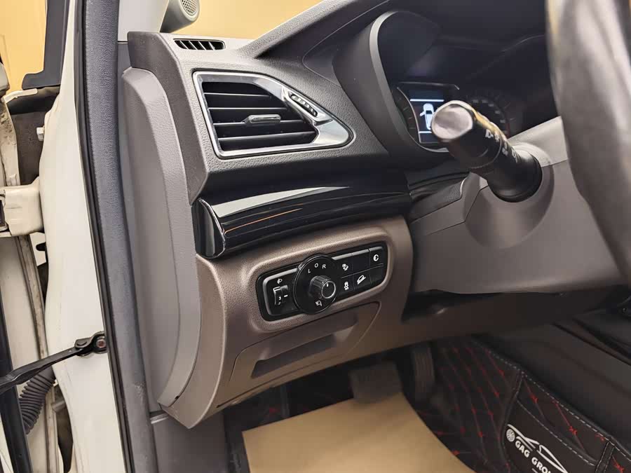 GAC Qizhi PHEV 2018 imagem de carro #12