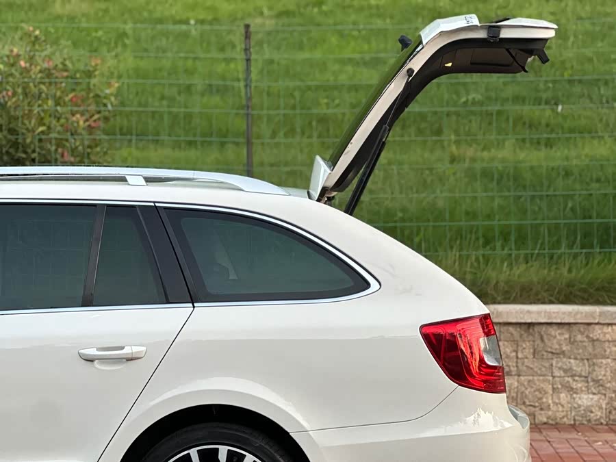 斯柯达 速派(进口) 2017 汽车图片 #12