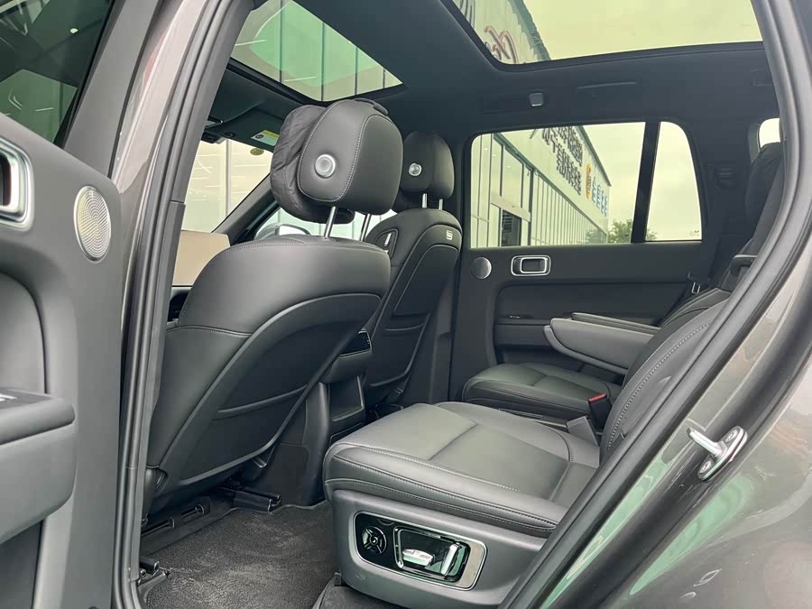 Li L8 2024 изображение автомобиля #12