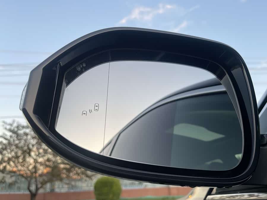 HongQi H7 2019 #12 HongQi H7 2019 car image #12