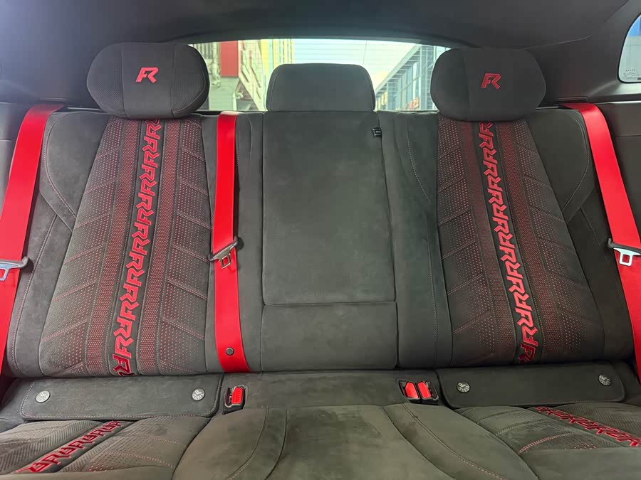 Zeekr 001 FR 2023 изображение автомобиля #12