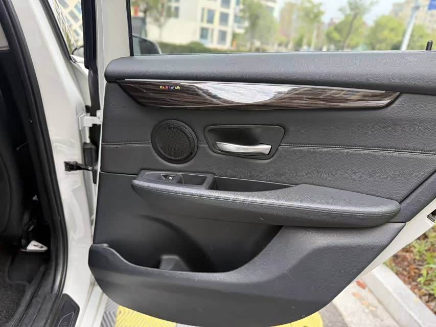 BMW 2 Series Tourer (Imported) 2015 car image #12