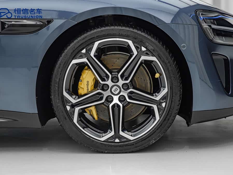 MI SU7 2024 car image #12