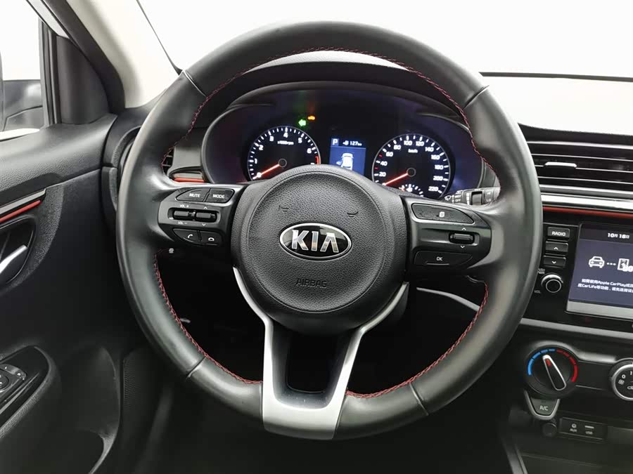 Kia Rio Cross 2019 car image #12