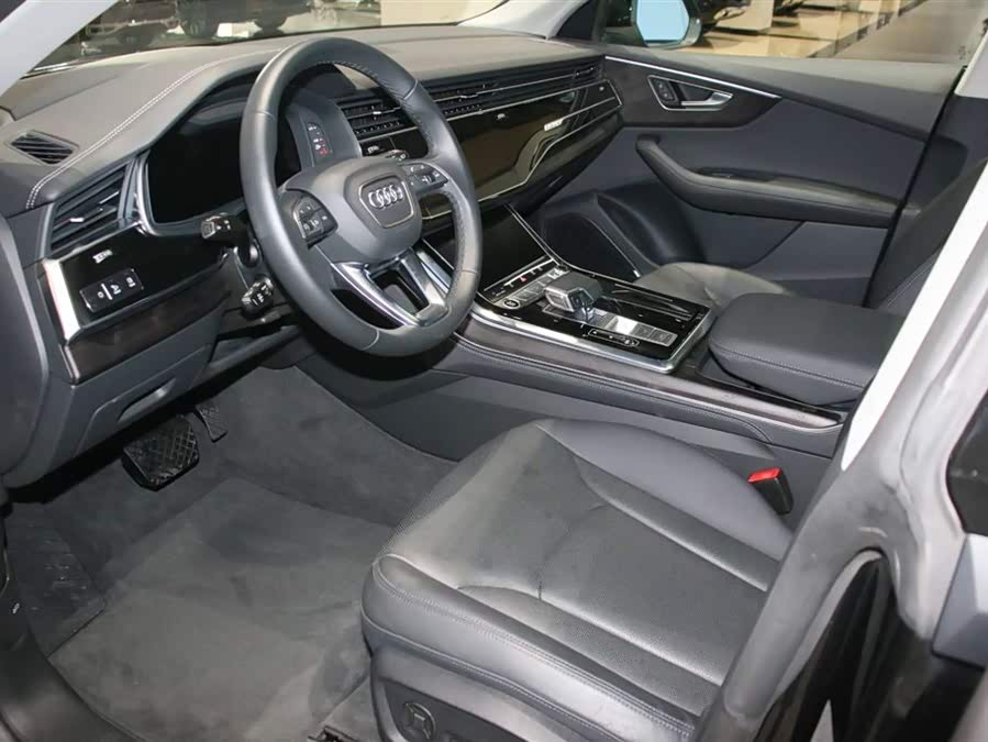 Audi Q8 2023 #12 Audi Q8 2023 car image #12