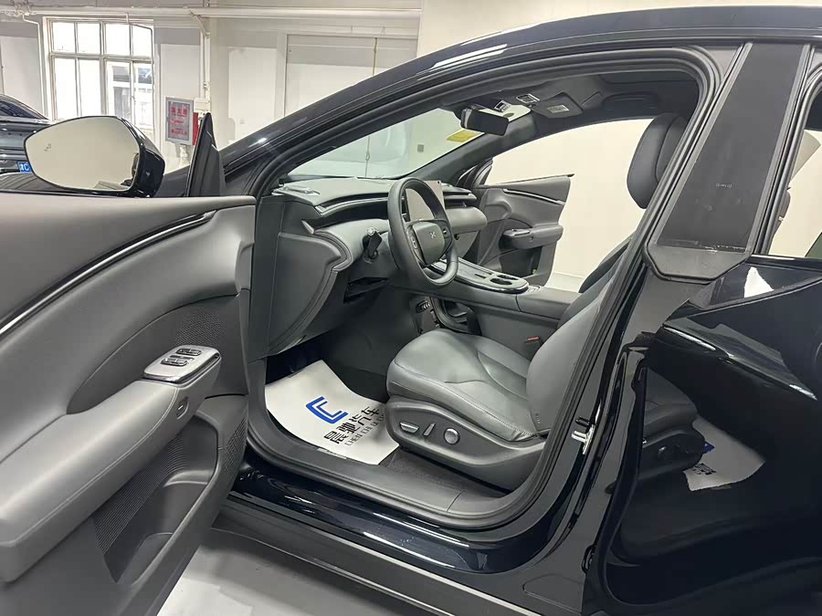 Xpeng G7 2025 immagine di auto #12