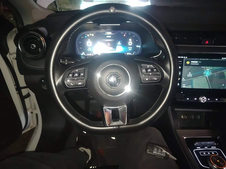 MG 6 New Energy 2019 car image #12