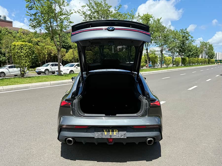 Changan UNI-V 2022 image de voiture #12