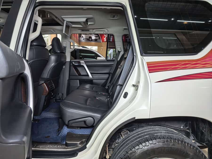 Toyota Land Cruiser Prado 2017 #12 Toyota Land Cruiser Prado 2017 car image #12