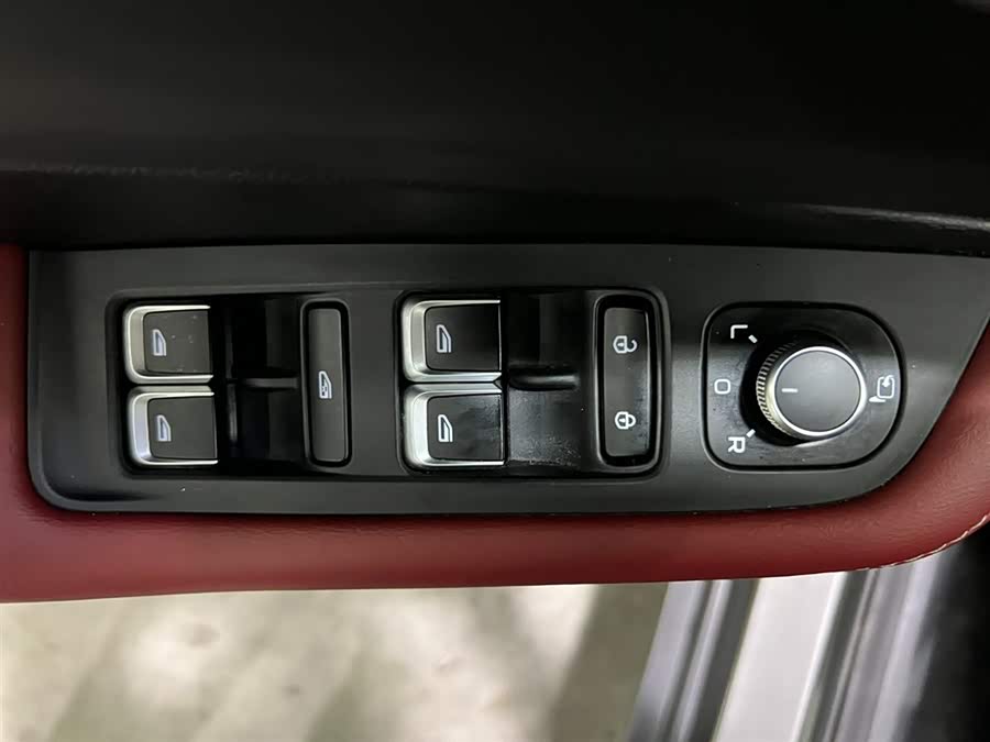 GEELY Coolray 2023 #12 GEELY Coolray 2023 car image #12