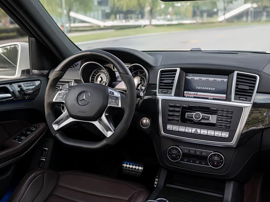 Mercedes-Benz GL AMG 2015 #12 Mercedes-Benz GL AMG 2015 изображение автомобиля #12
