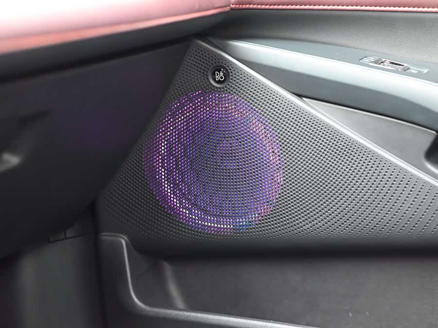 Ford Mondeo 2024 car image #12
