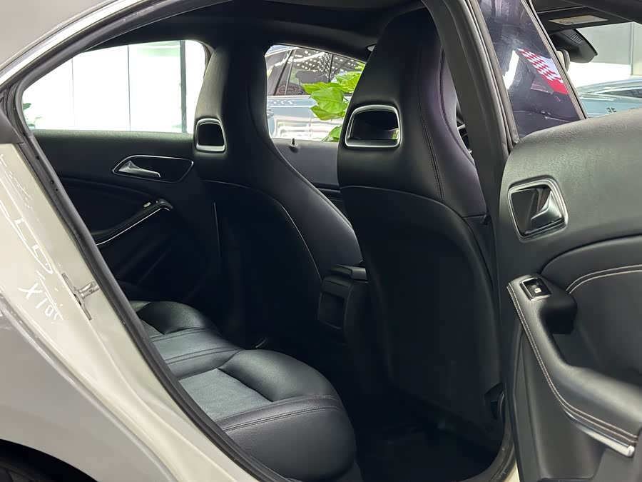 Mercedes-Benz CLA Class (Imported) 2015 car image #12