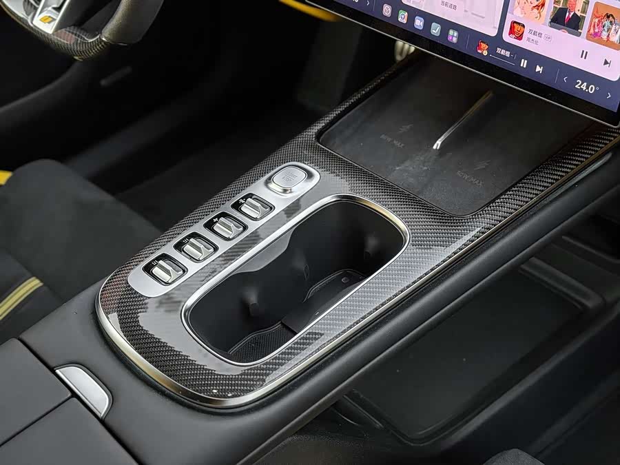 小米汽车 小米SU7 Ultra 2025 汽车图片 #12