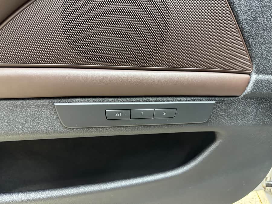 BMW 5 Series 2016 #12 BMW 5 Series 2016 car image #12