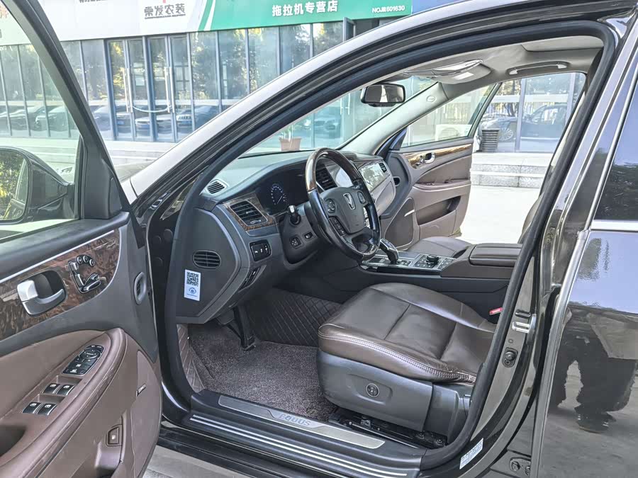 Hyundai Equus 2014 car image #12