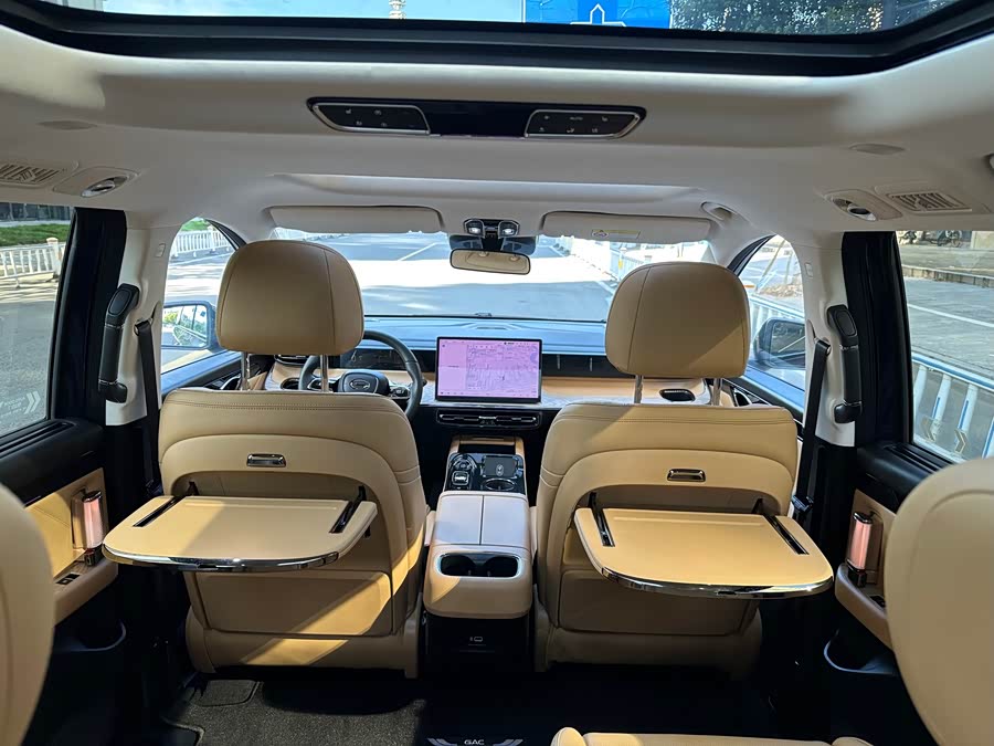 GAC Trumpchi E8 New Energy 2024 #12 GAC Trumpchi E8 New Energy 2024 car image #12