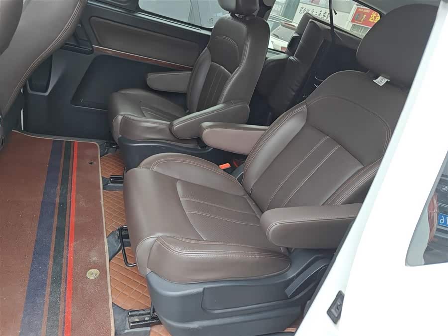 Forthing M6 2019 #12 Forthing M6 2019 immagine di auto #12