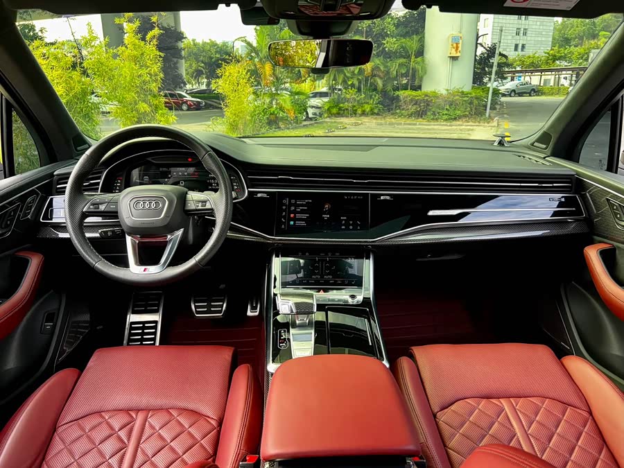 Audi SQ7 2024 immagine di auto #12