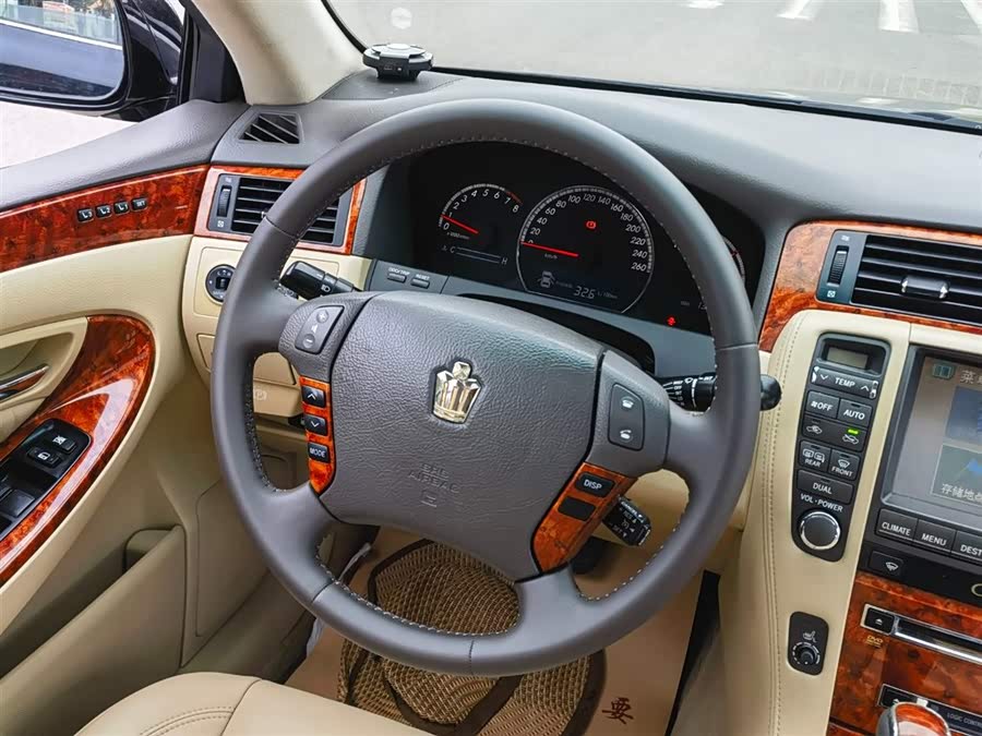 丰田 皇冠 2007 汽车图片 #12