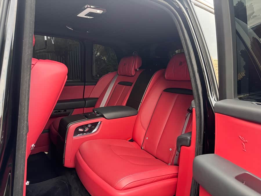 劳斯莱斯 库里南 2021 汽车图片 #12