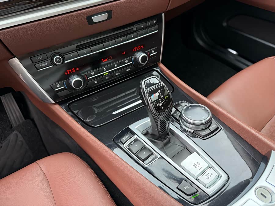 BMW 5 Series GT 2014 #12 BMW 5 Series GT 2014 immagine di auto #12