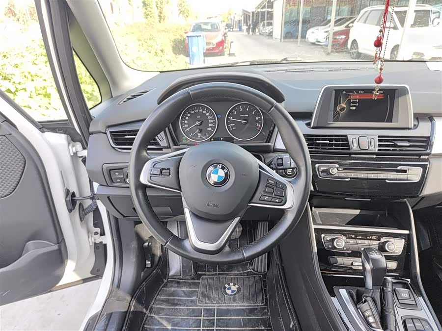 BMW 2 Series Tourer (Imported) 2015 car image #12