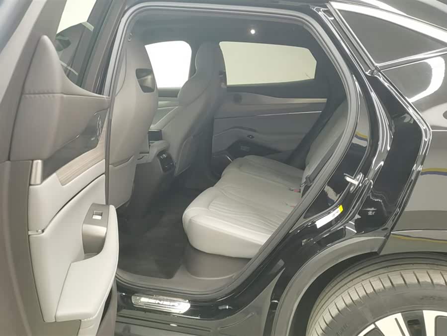 Denza N7 2023 #12 Denza N7 2023 car image #12