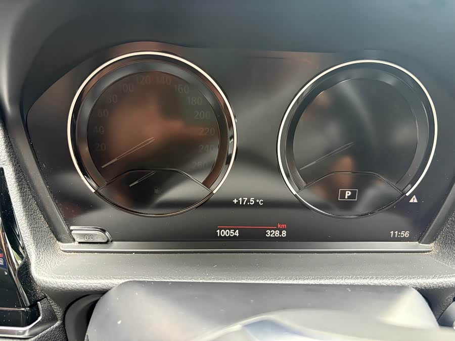 BMW 1 Series 2021 car image #12