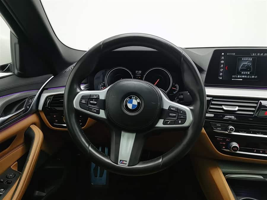 BMW 5 Series (Imported) 2018 car image #12